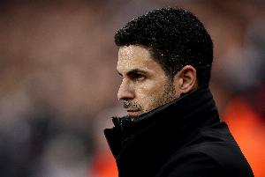 欧洲杯-如果利物浦本轮提前夺冠，阿森纳需在英超第36轮为利物浦列队