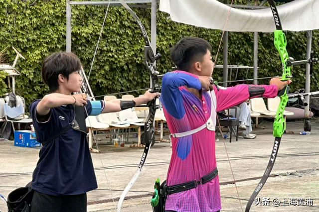 足球联赛-上海市青少年体育精英系列赛第二站落幕，黄浦健儿多点开花取得佳绩|自由泳|射箭|季军|仰泳|游泳_新浪体育_新浪新闻
